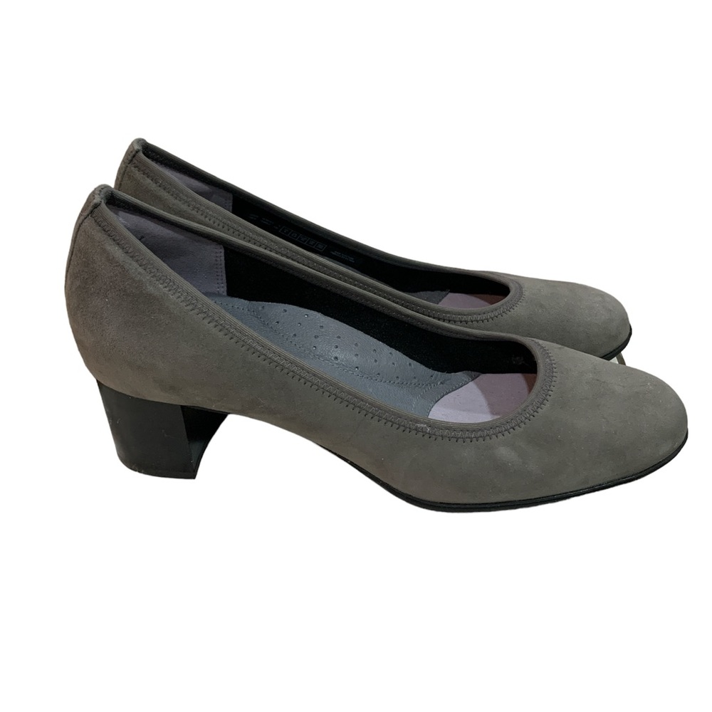 Womens Avalon Heels sz 8